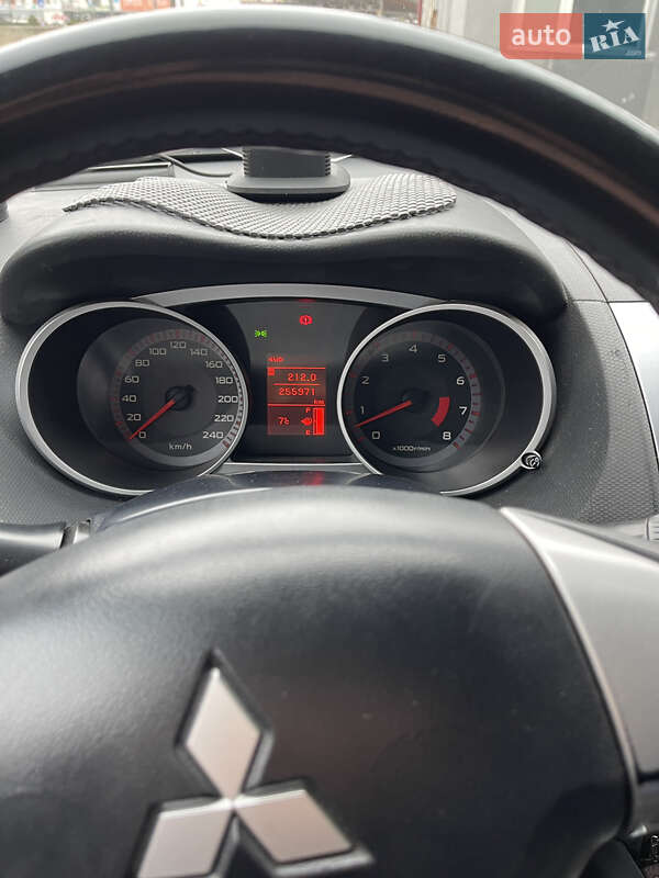 Внедорожник / Кроссовер Mitsubishi Outlander 2009 в Тернополе фото 22 Внедорожник / Кроссовер Mitsubishi Outlander 2009 в Тернополе