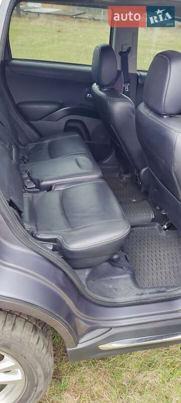 Позашляховик / Кросовер Mitsubishi Outlander 2010 в Харкові