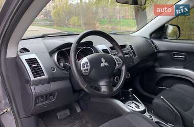 Позашляховик / Кросовер Mitsubishi Outlander 2008 в 
