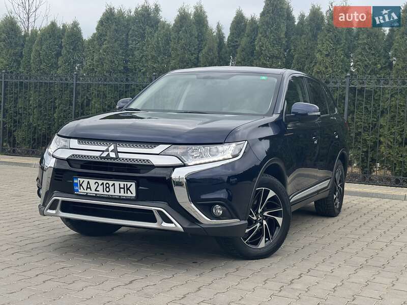 Позашляховик / Кросовер Mitsubishi Outlander 2021 в Одесі
