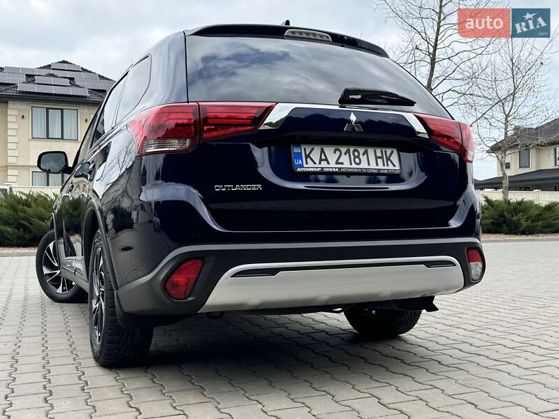 Позашляховик / Кросовер Mitsubishi Outlander 2021 в Одесі