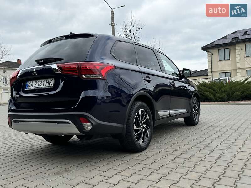 Позашляховик / Кросовер Mitsubishi Outlander 2021 в Одесі