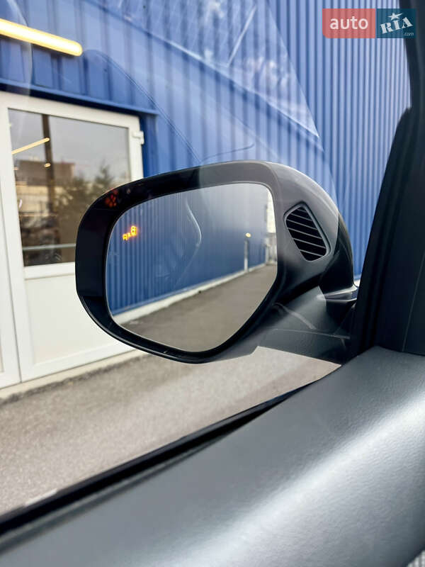 Позашляховик / Кросовер Mitsubishi Outlander 2020 в Львові