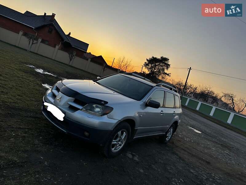 Mitsubishi Outlander 2004
