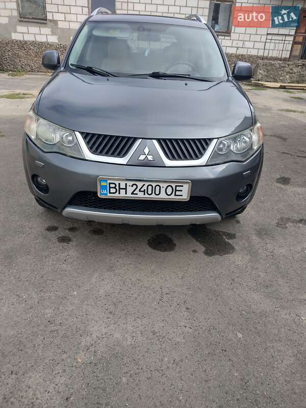 Mitsubishi Outlander 2008