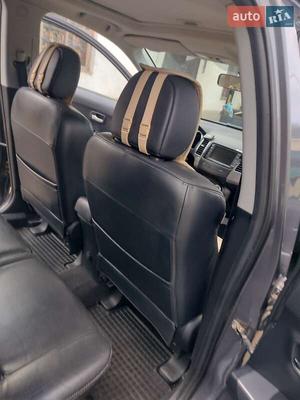 Позашляховик / Кросовер Mitsubishi Outlander 2008 в Рені фото 13 Позашляховик / Кросовер Mitsubishi Outlander 2008 в Рені