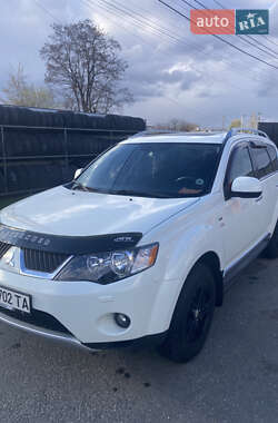 Позашляховик / Кросовер Mitsubishi Outlander 2008 в 