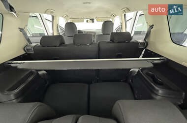 Позашляховик / Кросовер Mitsubishi Outlander 2014 в 