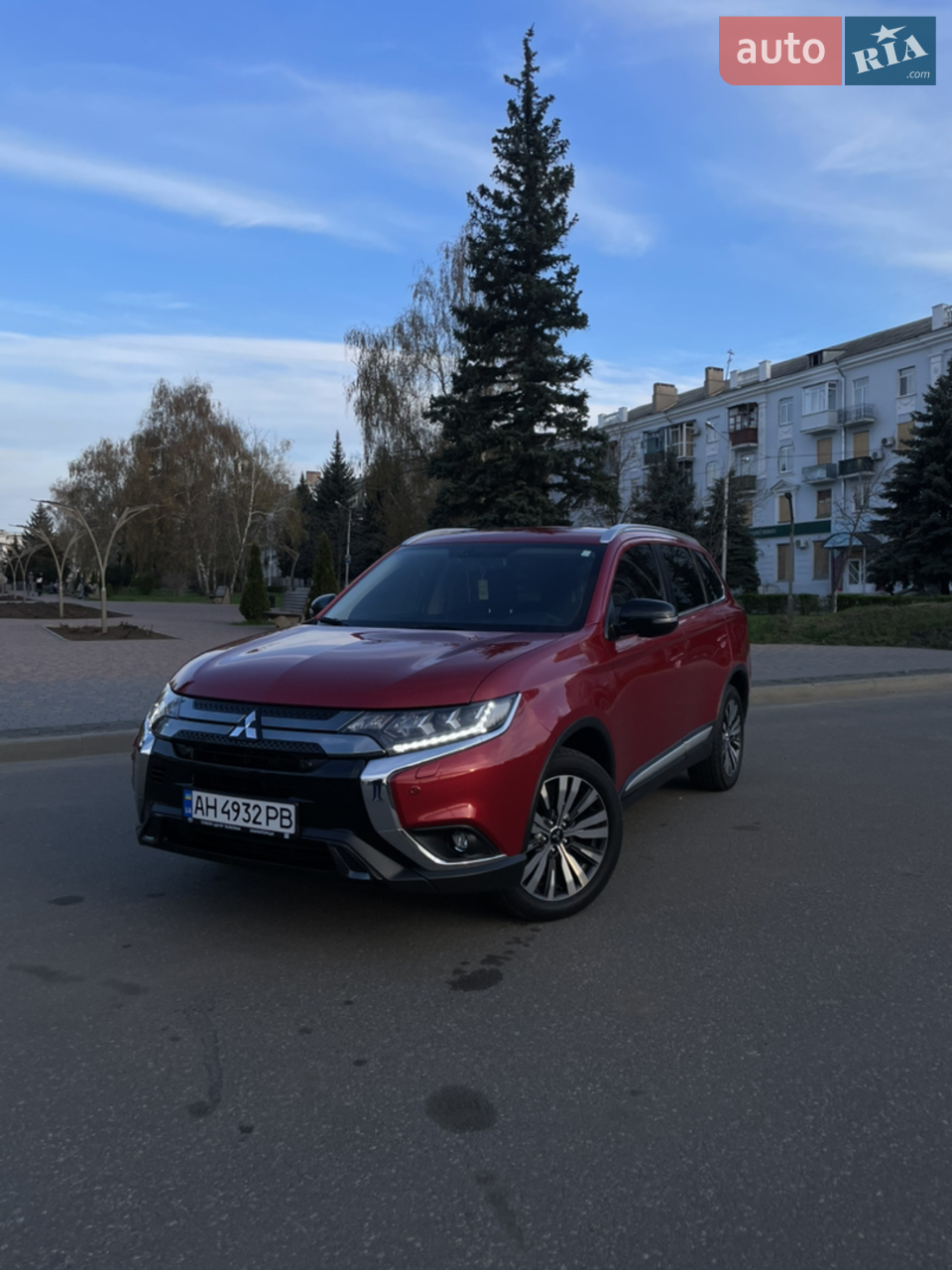 2019 Mitsubishi Outlander - мініатюра 19