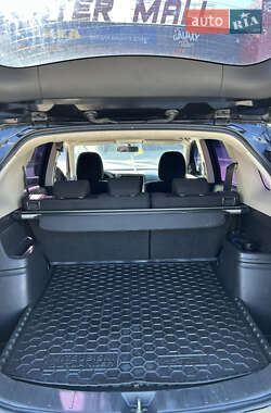 Внедорожник / Кроссовер Mitsubishi Outlander 2014 в 