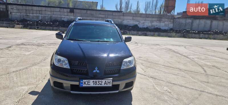 Mitsubishi Outlander 2004