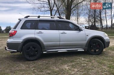 Внедорожник / Кроссовер Mitsubishi Outlander 2006 в 