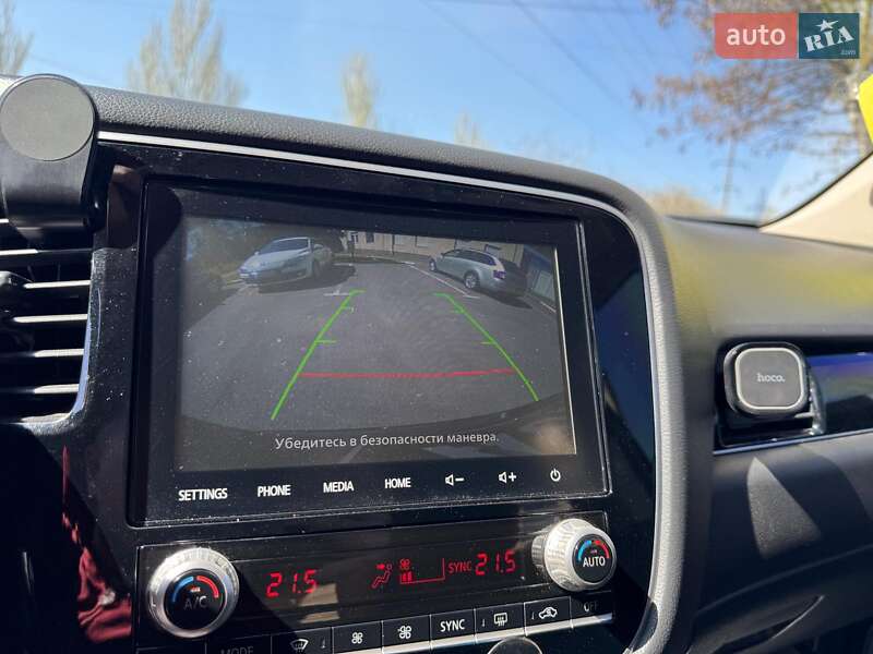 Позашляховик / Кросовер Mitsubishi Outlander 2019 в Запоріжжі