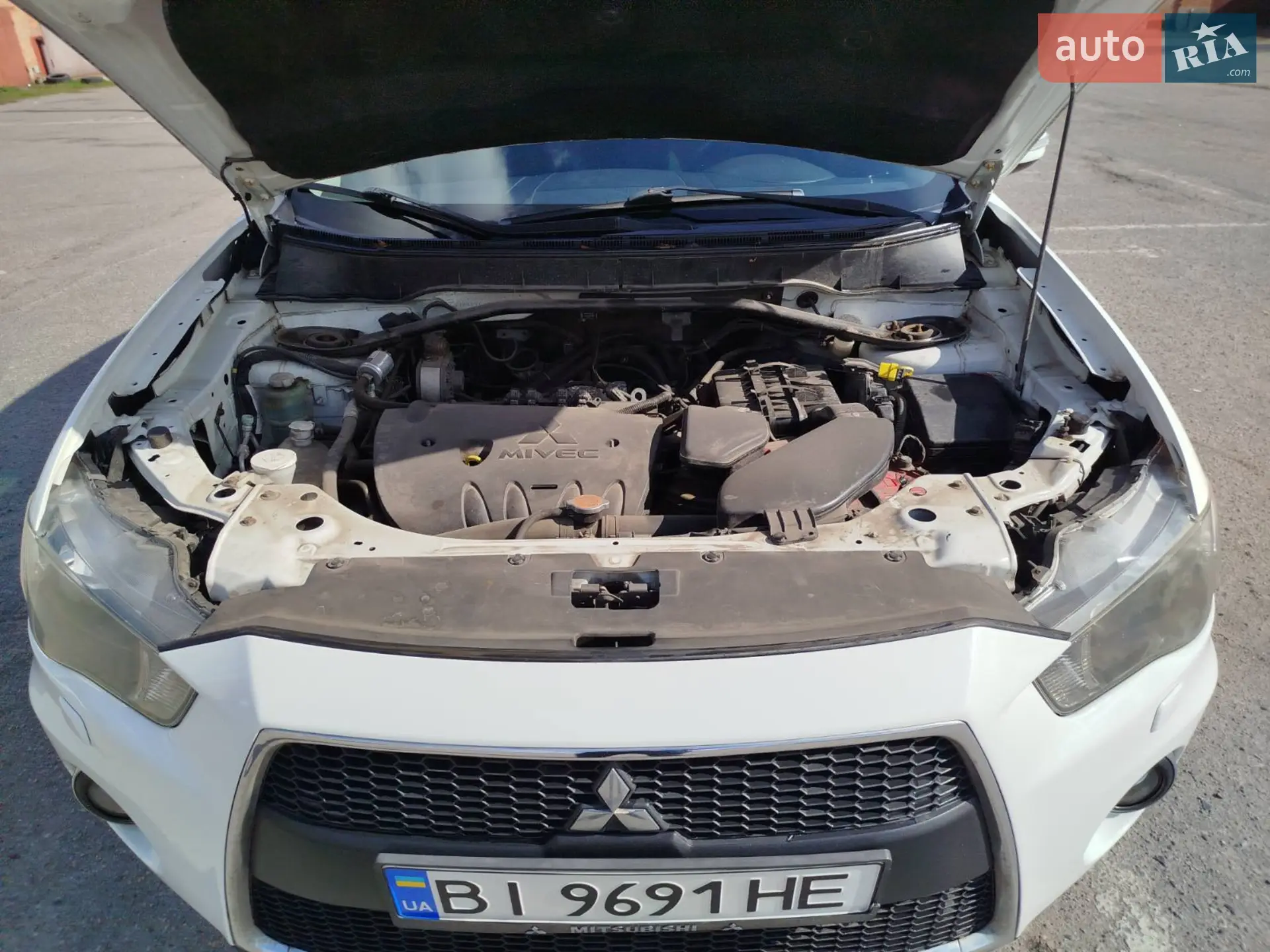 2010 Mitsubishi Outlander - мініатюра 17