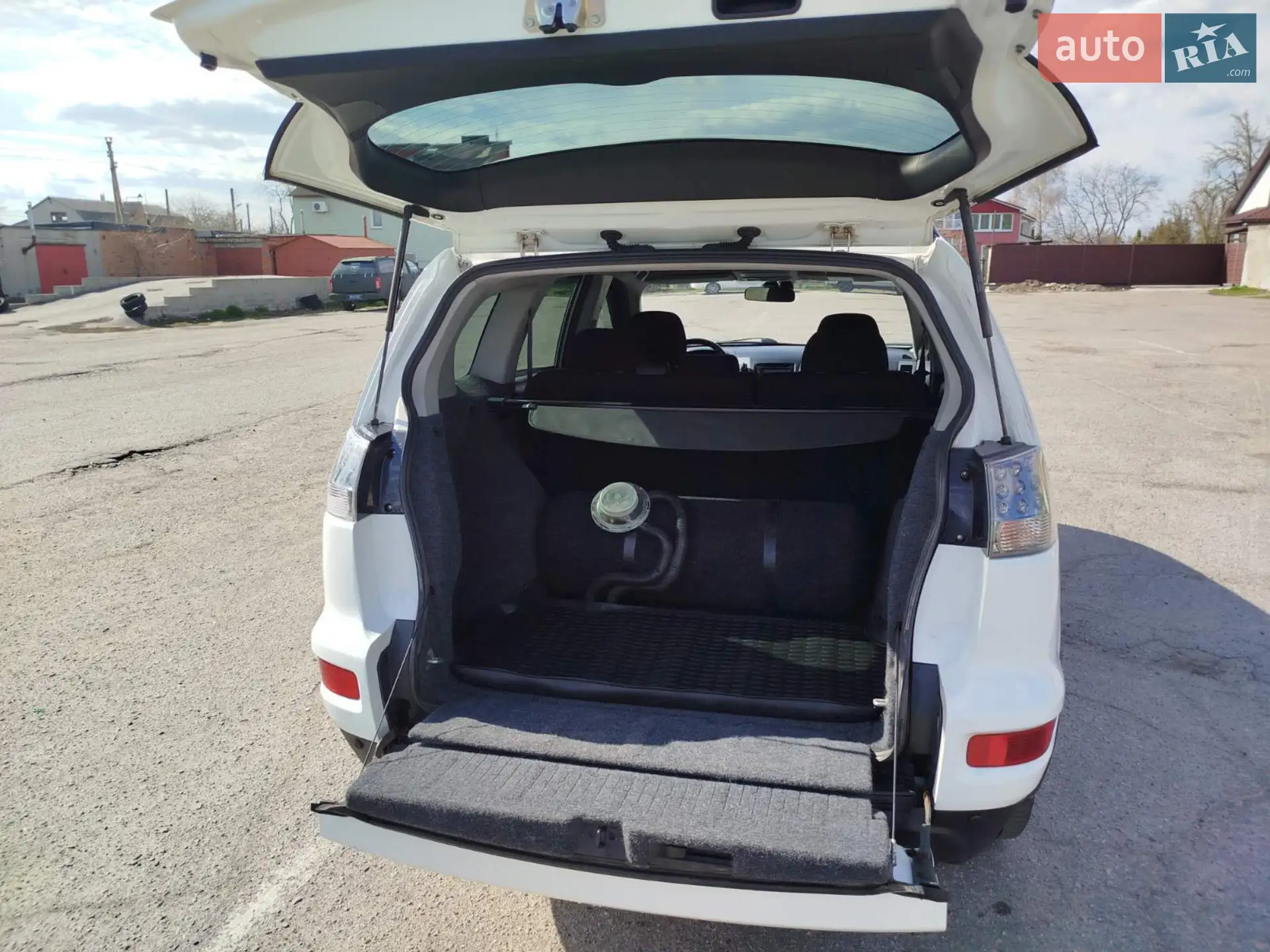 2010 Mitsubishi Outlander - мініатюра 21