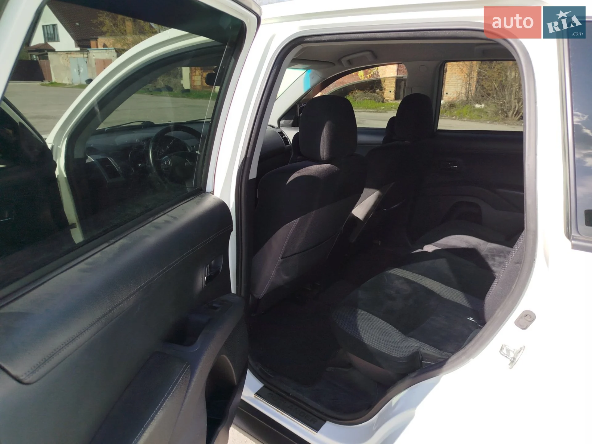 2010 Mitsubishi Outlander - мініатюра 24