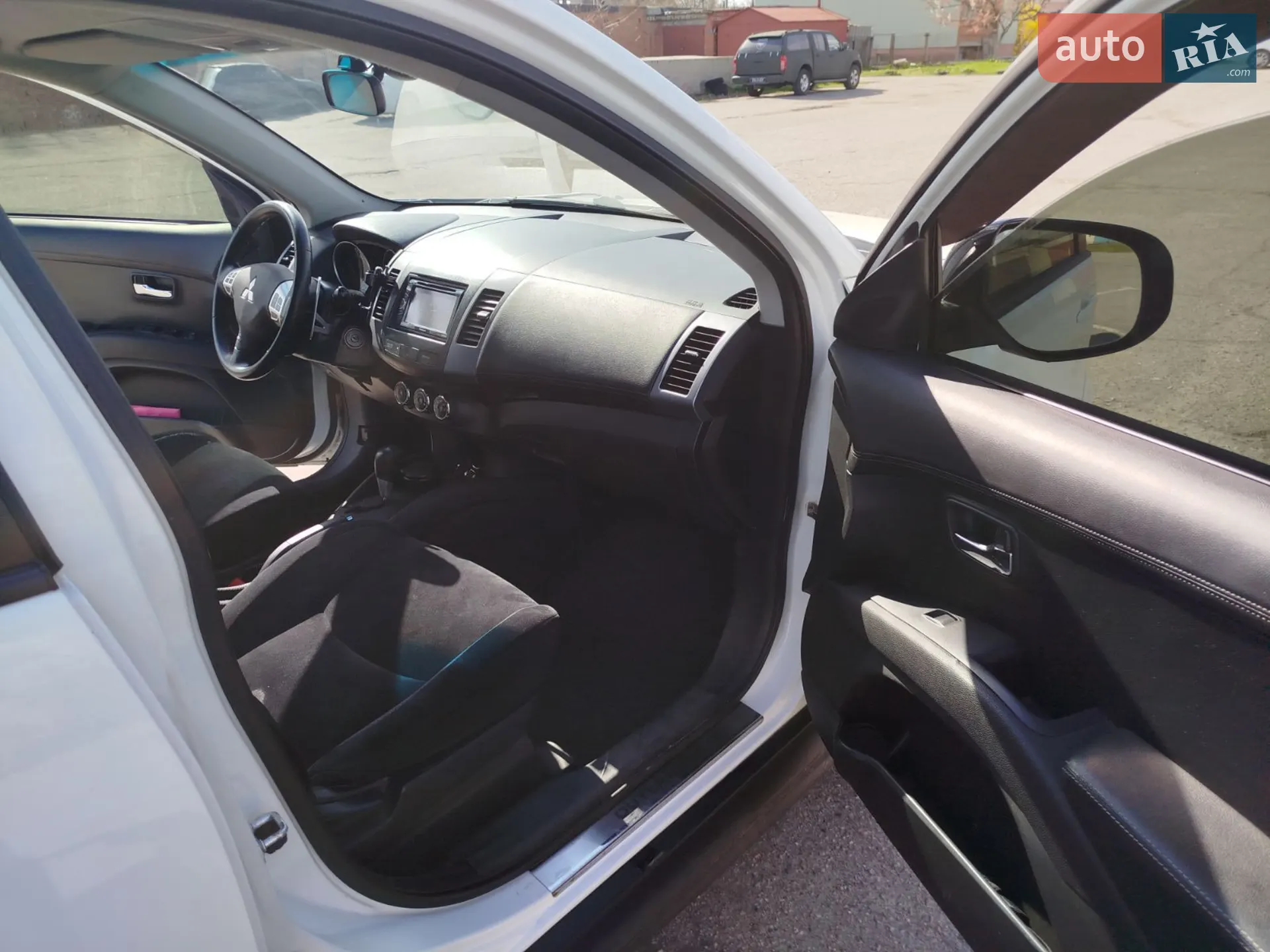 2010 Mitsubishi Outlander - мініатюра 25