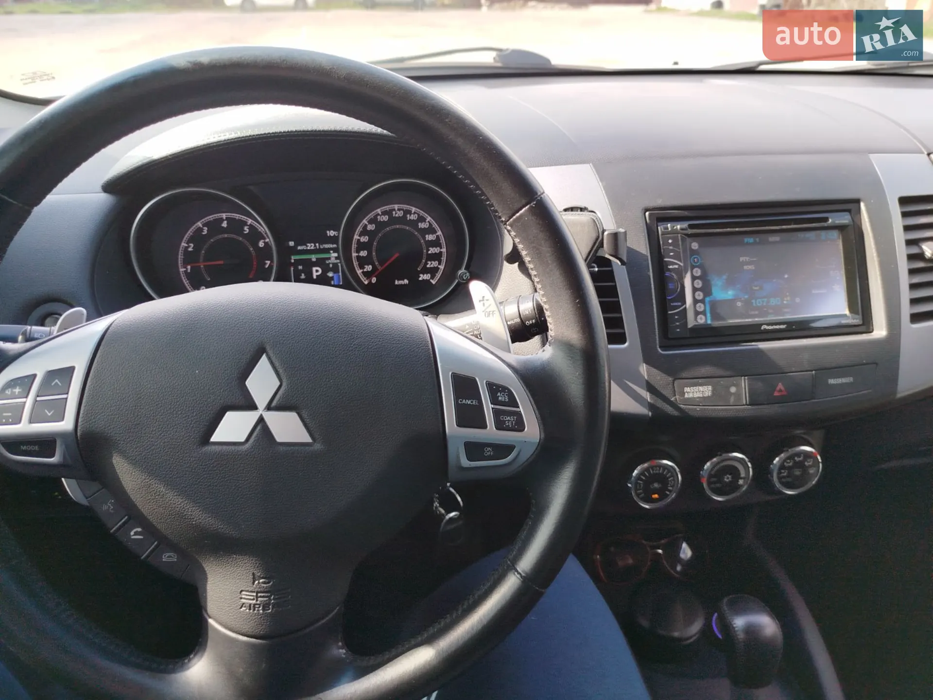 2010 Mitsubishi Outlander - мініатюра 30