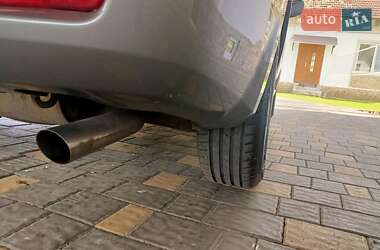 Позашляховик / Кросовер Mitsubishi Outlander 2006 в 