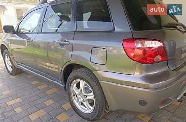 Позашляховик / Кросовер Mitsubishi Outlander 2006 в 