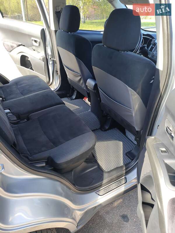 Внедорожник / Кроссовер Mitsubishi Outlander 2007 в Черкассах