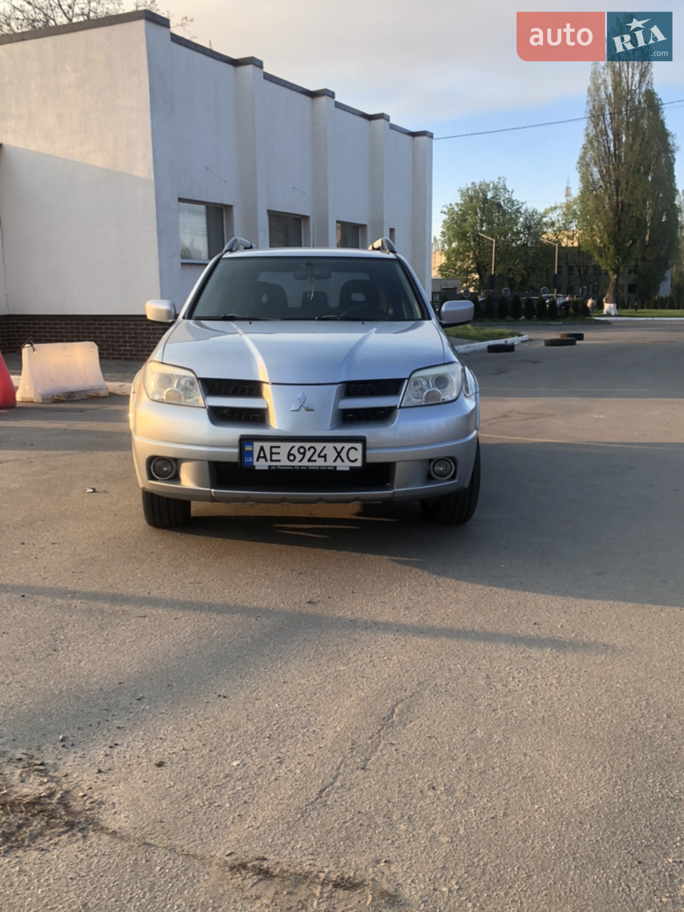 2010 Mitsubishi Outlander - мініатюра 12