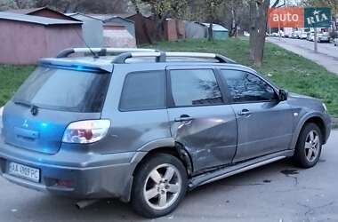 Внедорожник / Кроссовер Mitsubishi Outlander 2009 в 