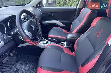 Внедорожник / Кроссовер Mitsubishi Outlander 2010 в 