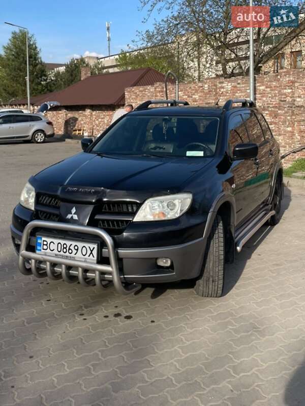 Внедорожник / Кроссовер Mitsubishi Outlander 2006 в Львове