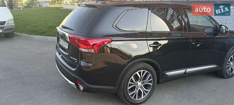 Позашляховик / Кросовер Mitsubishi Outlander 2018 в Білій Церкві