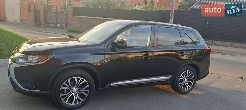 Позашляховик / Кросовер Mitsubishi Outlander 2018 в Білій Церкві