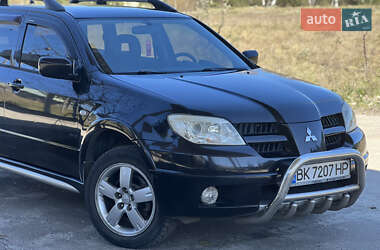 Внедорожник / Кроссовер Mitsubishi Outlander 2008 в 