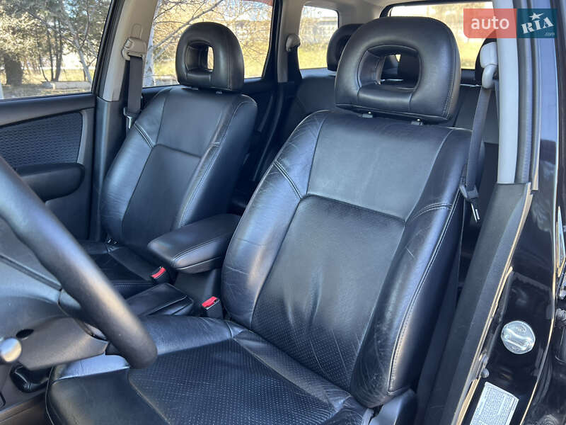 Внедорожник / Кроссовер Mitsubishi Outlander 2008 в Вараше