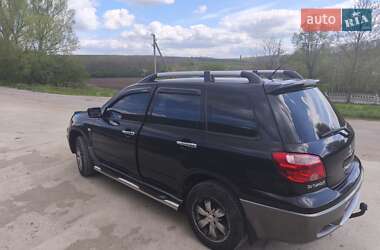 Внедорожник / Кроссовер Mitsubishi Outlander 2005 в 
