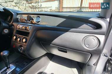 Позашляховик / Кросовер Mitsubishi Outlander 2007 в 