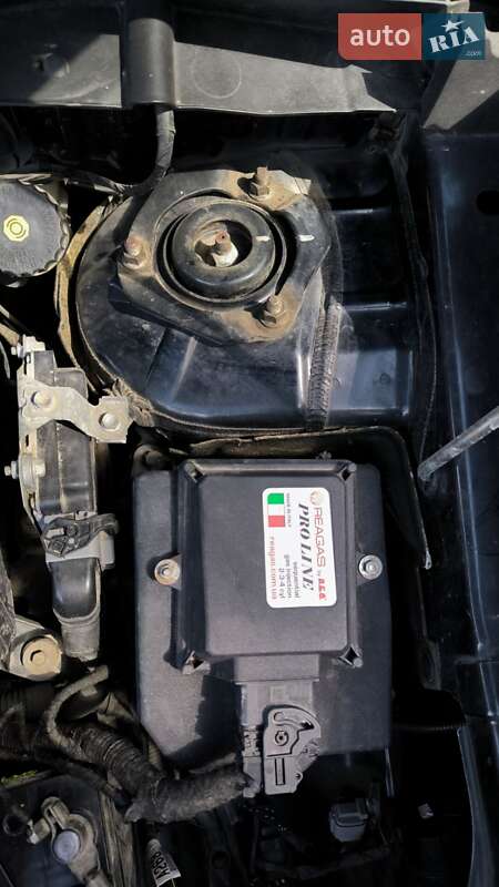 Позашляховик / Кросовер Mitsubishi Outlander 2015 в Царичанці