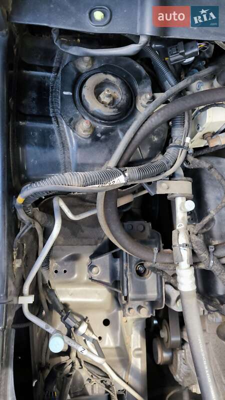 Позашляховик / Кросовер Mitsubishi Outlander 2015 в Царичанці