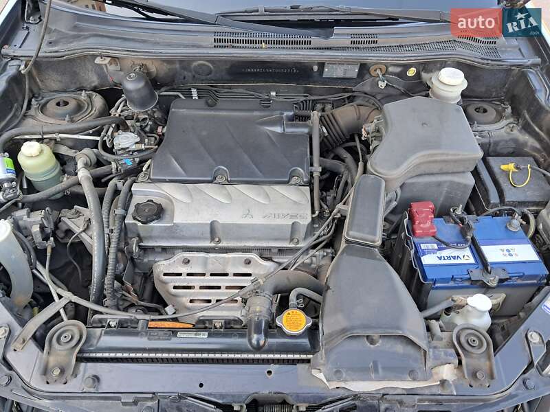 Внедорожник / Кроссовер Mitsubishi Outlander 2007 в Борисполе