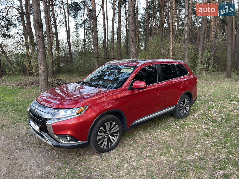 Mitsubishi Outlander 2019