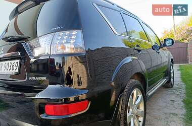 Позашляховик / Кросовер Mitsubishi Outlander 2010 в 