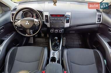 Позашляховик / Кросовер Mitsubishi Outlander 2010 в 