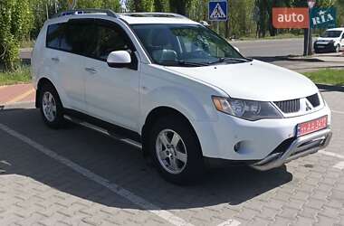 Внедорожник / Кроссовер Mitsubishi Outlander 2007 в Киеве