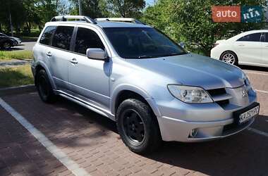 Внедорожник / Кроссовер Mitsubishi Outlander 2008 в 