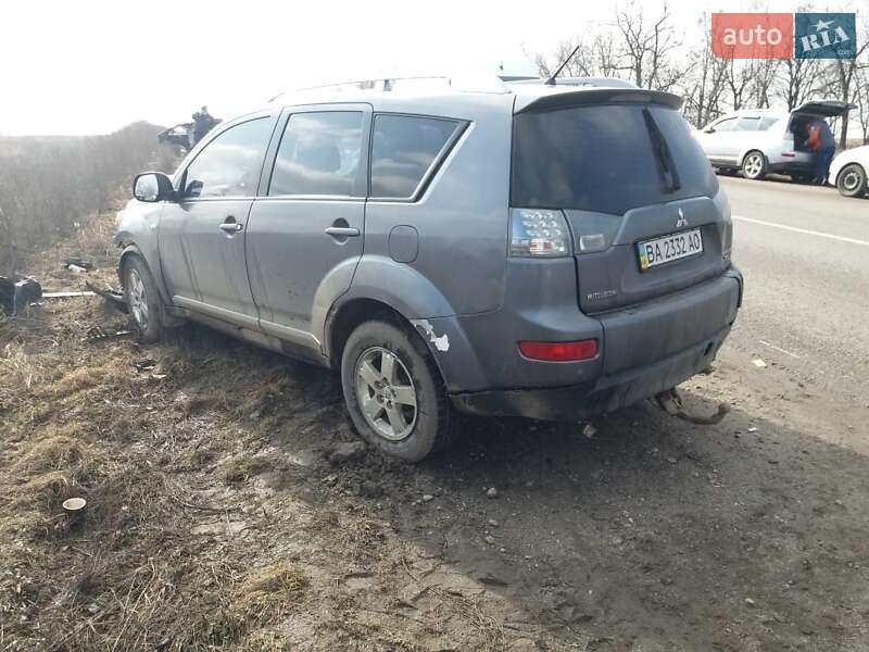 Mitsubishi Outlander 2008