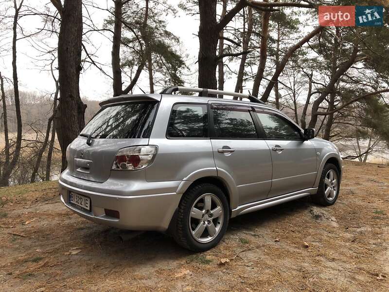 Позашляховик / Кросовер Mitsubishi Outlander 2007 в Полтаві