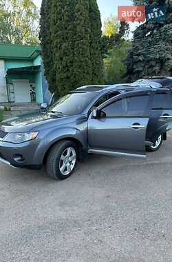 Внедорожник / Кроссовер Mitsubishi Outlander 2008 в 