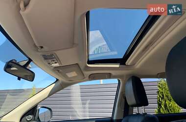 Внедорожник / Кроссовер Mitsubishi Outlander 2014 в 