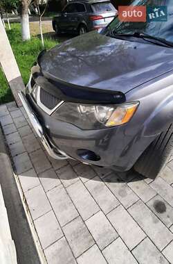Внедорожник / Кроссовер Mitsubishi Outlander 2009 в 