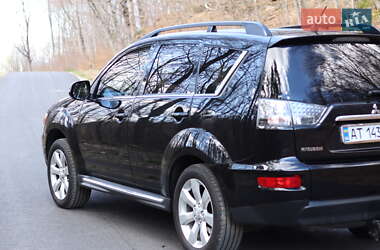 Позашляховик / Кросовер Mitsubishi Outlander 2010 в 