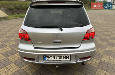 Позашляховик / Кросовер Mitsubishi Outlander 2008 в 